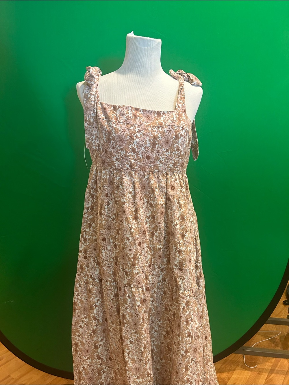 House of Harlow 1960 Beige Floral Tie-Shoulder Maxi Dress